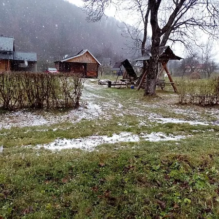 Hébergement de vacances федорчуків за рікою1 Sheshory