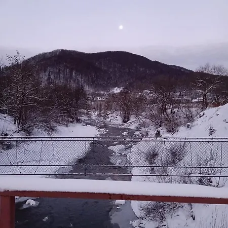 федорчуків за рікою1 Vakantiehuis *