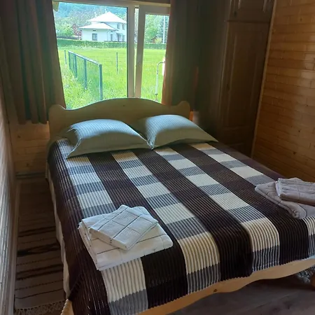 федорчуків за рікою1 Сasa de vacaciones Sheshory